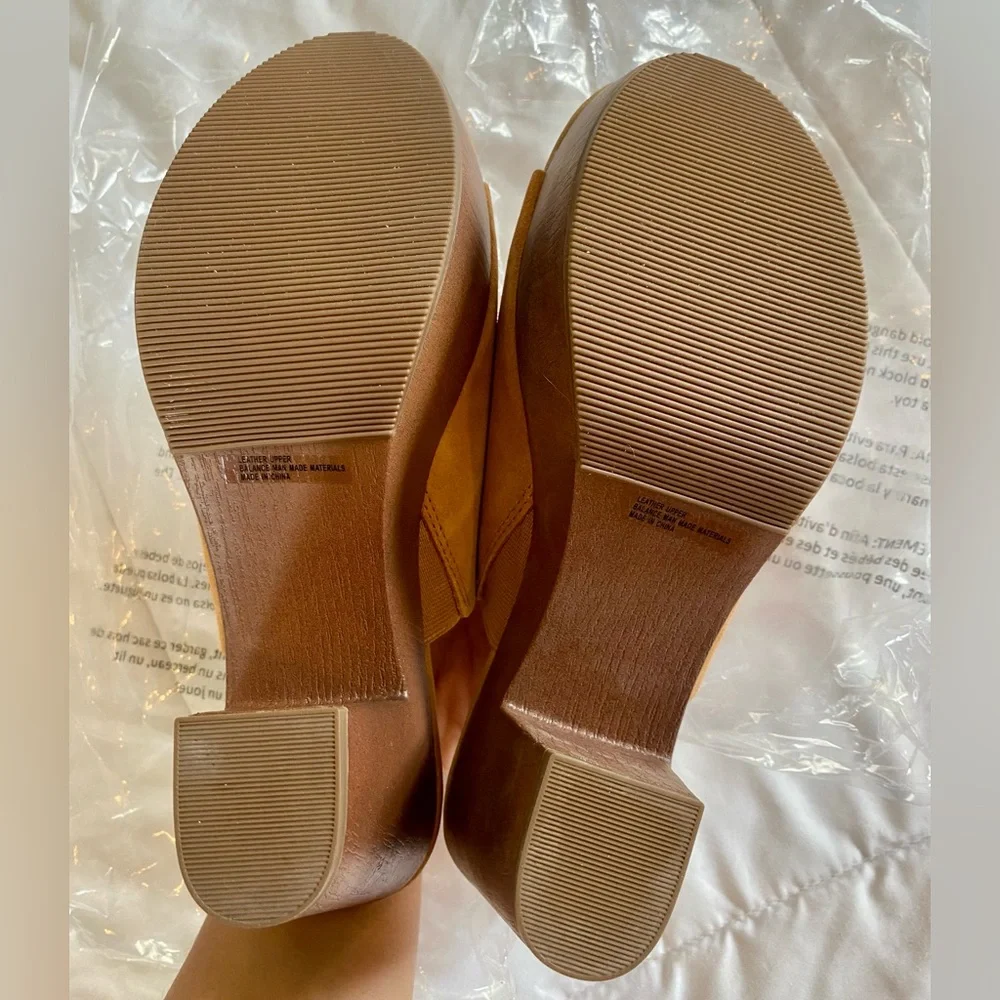 Dolce Vita Tan Platform Mules size 7.5M - Picture 3 of 7